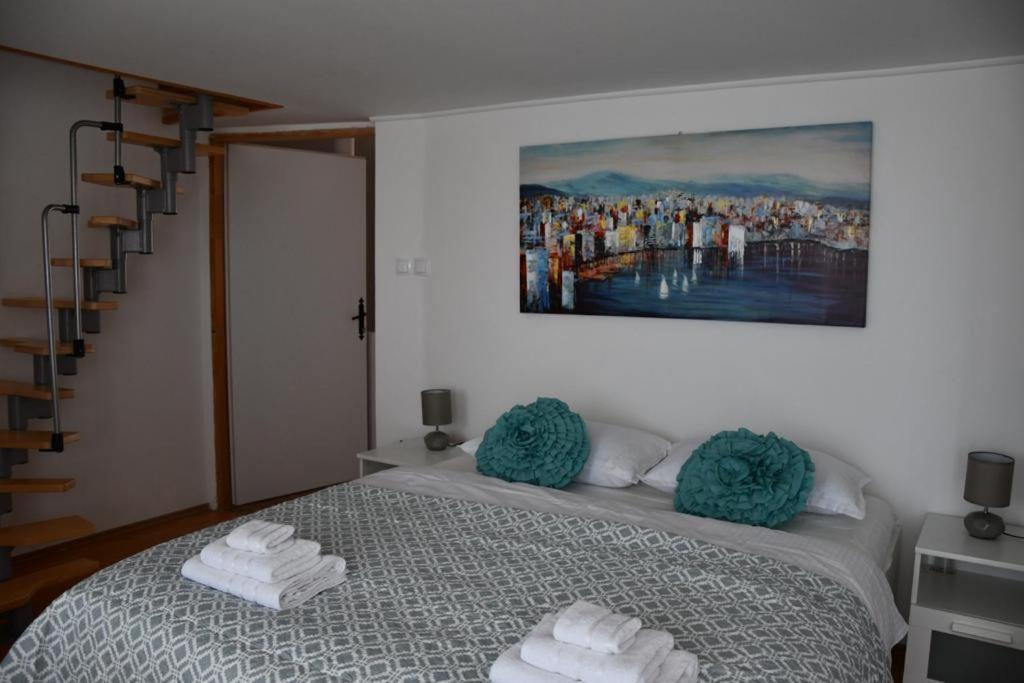 Luma Rooms Rudina Exteriör bild