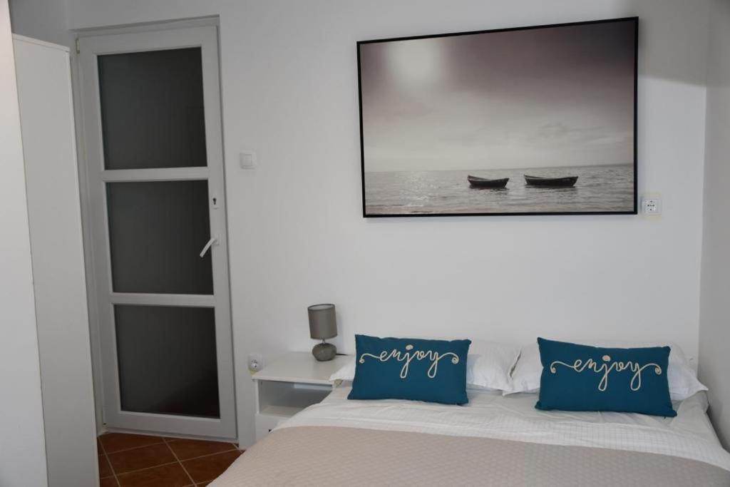 Luma Rooms Rudina Exteriör bild